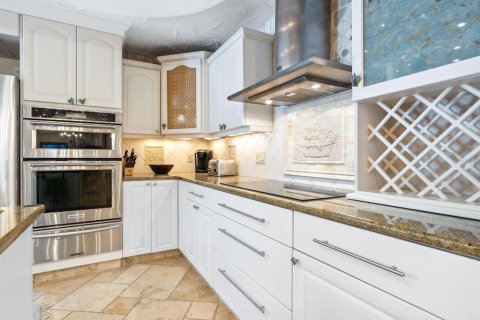 Condo in Sarasota, Florida, 3 bedrooms  № 1745086 - photo 9