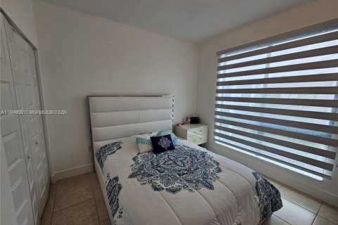 Снять в аренду кондоминиум в Дорал, Флорида 3 спальни, 104.89м2, № 2005085 - фото 13