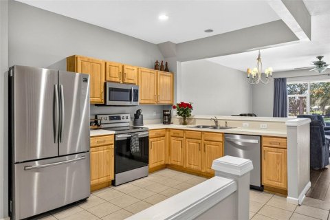 Adosado en venta en Wesley Chapel, Florida, 3 dormitorios, 147.53 m2 № 2150050 - foto 2