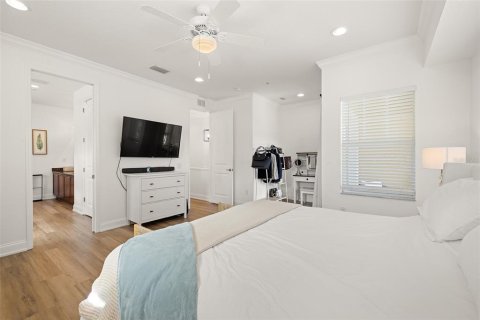Adosado en venta en Tampa, Florida, 3 dormitorios, 214.79 m2 № 1844829 - foto 5