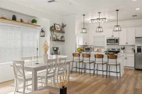Adosado en venta en Tampa, Florida, 3 dormitorios, 214.79 m2 № 1844829 - foto 3