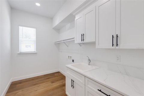 Casa en venta en Gulfport, Florida, 4 dormitorios, 321.72 m2 № 1828464 - foto 17
