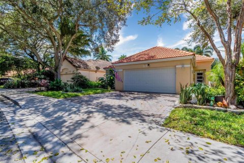 Casa en venta en Davie, Florida, 3 dormitorios, 158.77 m2 № 1896186 - foto 1