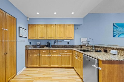 Casa en venta en Davie, Florida, 3 dormitorios, 158.77 m2 № 1896186 - foto 17