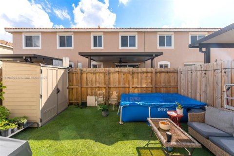 Townhouse in Homestead, Florida 3 bedrooms, 120.96 sq.m. № 1689227 - photo 17