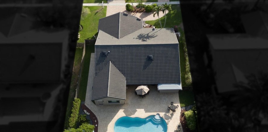 Casa en Plantation, Florida 5 dormitorios, 266.16 m2 № 1210473