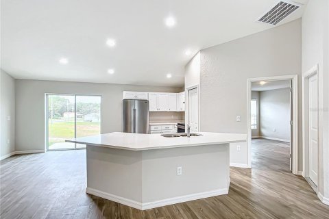 House in Belleview, Florida 3 bedrooms, 130.25 sq.m. № 2234756 - photo 5