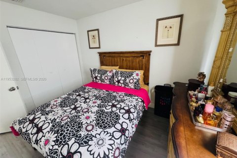 Villa ou maison à vendre à Cutler Bay, Floride: 4 chambres, 182.74 m2 № 2007575 - photo 13