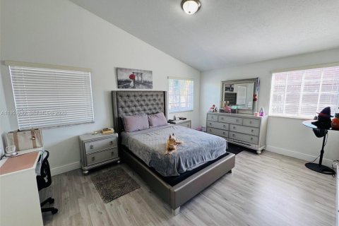 Villa ou maison à vendre à Cutler Bay, Floride: 4 chambres, 182.74 m2 № 2007575 - photo 7