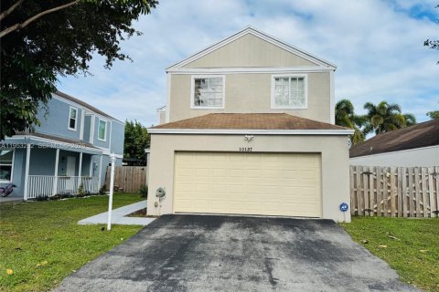 Villa ou maison à vendre à Cutler Bay, Floride: 4 chambres, 182.74 m2 № 2007575 - photo 11