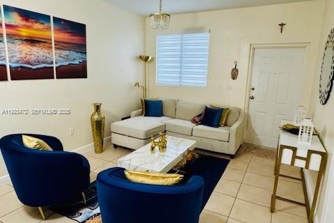 Condominio en venta en Homestead, Florida, 3 dormitorios, 108.32 m2 № 1982722 - foto 3