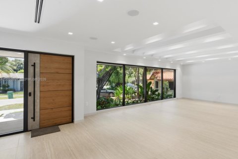 Casa en venta en Miami, Florida, 5 dormitorios, 349.31 m2 № 2246661 - foto 17