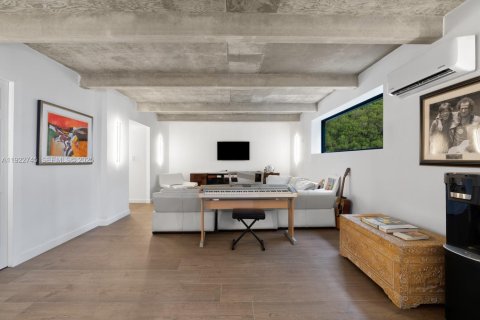 Casa en venta en Coral Gables, Florida, 6 dormitorios, 678.19 m2 № 1977170 - foto 23