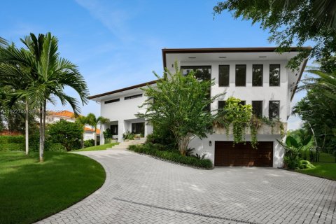 Casa en venta en Coral Gables, Florida, 6 dormitorios, 678.19 m2 № 1977170 - foto 3