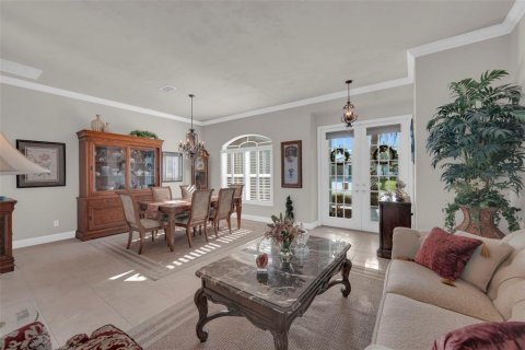 House in Cape Coral, Florida 3 bedrooms, 214.79 sq.m. № 1855536 - photo 28