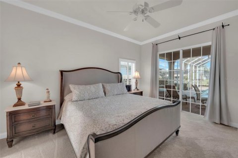 House in Cape Coral, Florida 3 bedrooms, 214.79 sq.m. № 1855536 - photo 20