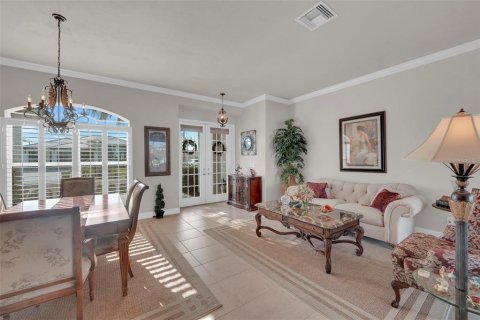 House in Cape Coral, Florida 3 bedrooms, 214.79 sq.m. № 1855536 - photo 29