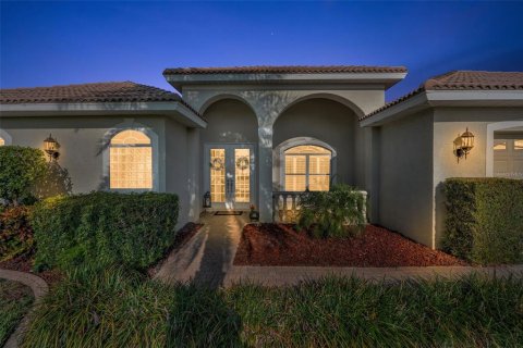 House in Cape Coral, Florida 3 bedrooms, 214.79 sq.m. № 1855536 - photo 18