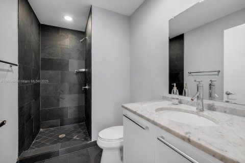 Купить кондоминиум в Майами, Флорида 2 спальни, 134.71м2, № 1955220 - фото 20