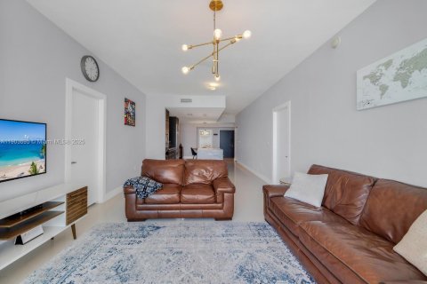 Купить кондоминиум в Майами, Флорида 2 спальни, 134.71м2, № 1955220 - фото 7