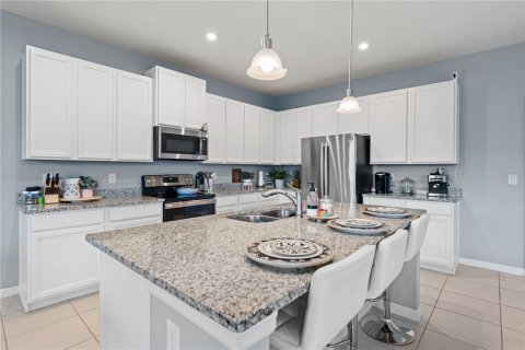Villa ou maison à louer à Clermont, Floride: 4 chambres, 229.1 m2 № 2416643 - photo 11