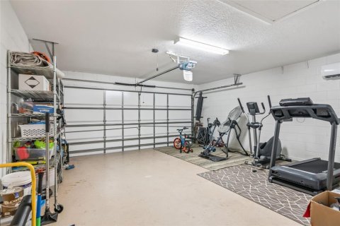 Casa en venta en Eustis, Florida, 3 dormitorios, 194.72 m2 № 2138628 - foto 28