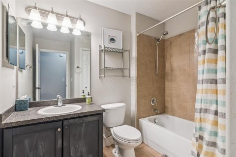 Casa en venta en Eustis, Florida, 3 dormitorios, 194.72 m2 № 2138628 - foto 20
