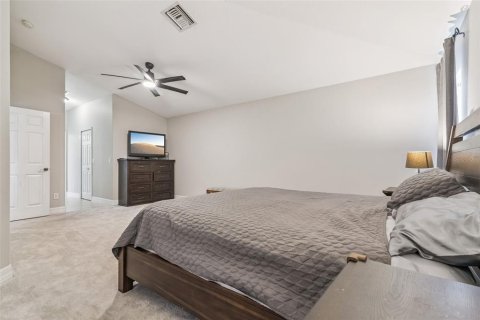 Casa en venta en Eustis, Florida, 3 dormitorios, 194.72 m2 № 2138628 - foto 14