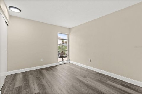 Condo in Merrit Island, Florida, 2 bedrooms  № 1872862 - photo 13