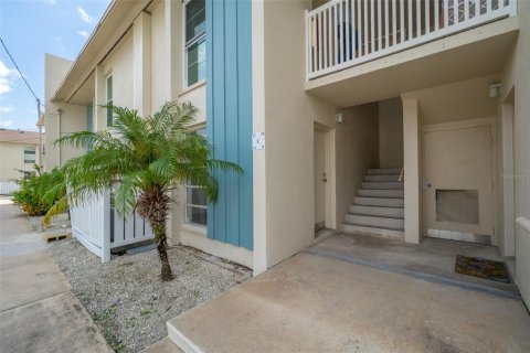 Condo in Merrit Island, Florida, 2 bedrooms  № 1872862 - photo 15