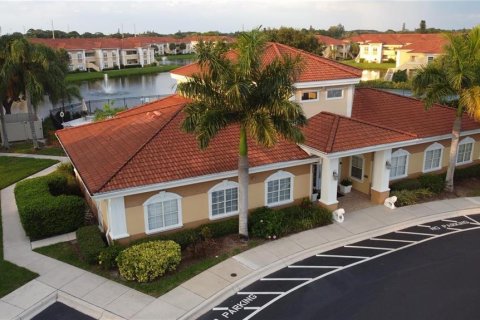 Copropriété à vendre à Sarasota, Floride: 2 chambres, 98.29 m2 № 2095103 - photo 4