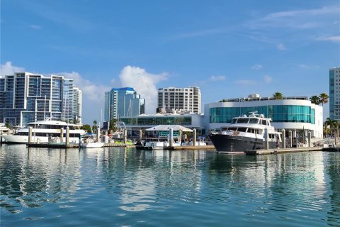 Copropriété à vendre à Sarasota, Floride: 2 chambres, 98.29 m2 № 2095103 - photo 29