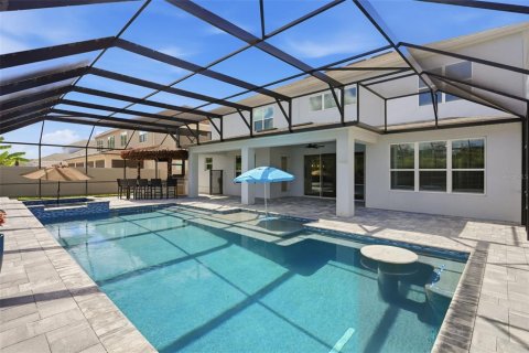 House in Oviedo, Florida 6 bedrooms, 391.12 sq.m. № 2428882 - photo 2