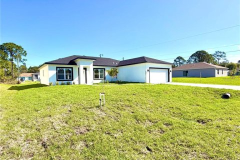 Villa ou maison à vendre à Palm Bay, Floride: 3 chambres, 175.96 m2 № 2226545 - photo 2