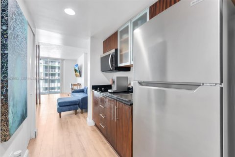 Condominio en venta en Miami, Florida, 47.19 m2 № 2011007 - foto 8