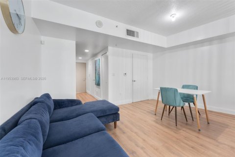 Condominio en venta en Miami, Florida, 47.19 m2 № 2011007 - foto 10