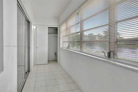 Condominio en venta en Miami Gardens, Florida, 1 dormitorio, 66.43 m2 № 1604091 - foto 21