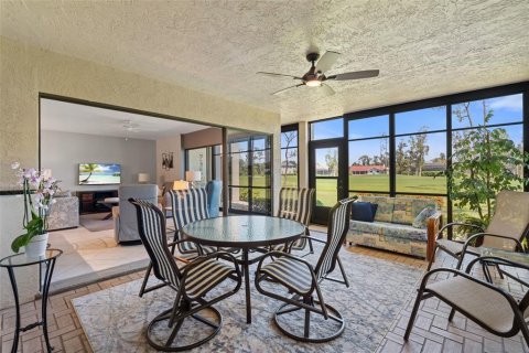 Condo in Fort Myers, Florida, 2 bedrooms  № 2239629 - photo 19