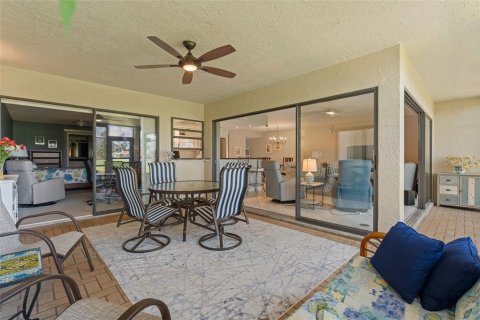 Condo in Fort Myers, Florida, 2 bedrooms  № 2239629 - photo 20