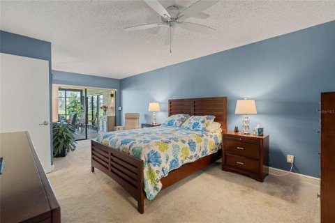 Condo in Fort Myers, Florida, 2 bedrooms  № 2239629 - photo 10