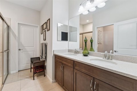 Townhouse in Fish Hawk, Florida 3 bedrooms, 165.09 sq.m. № 2207298 - photo 15