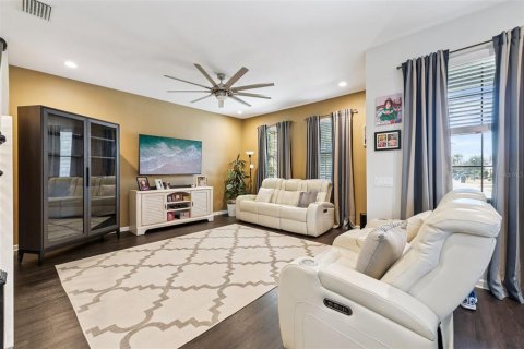 Townhouse in Fish Hawk, Florida 3 bedrooms, 165.09 sq.m. № 2207298 - photo 6