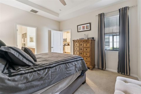 Townhouse in Fish Hawk, Florida 3 bedrooms, 165.09 sq.m. № 2207298 - photo 14