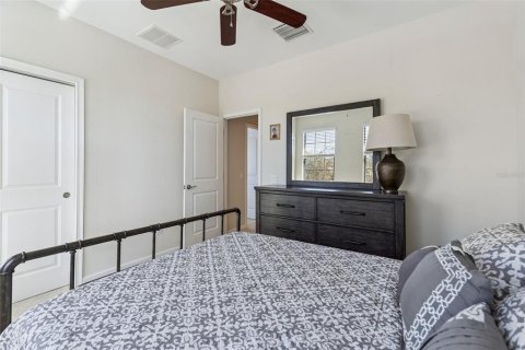 Townhouse in Fish Hawk, Florida 3 bedrooms, 165.09 sq.m. № 2207298 - photo 23