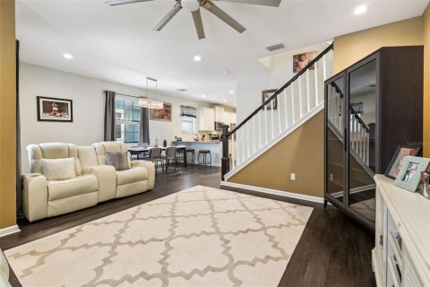 Townhouse in Fish Hawk, Florida 3 bedrooms, 165.09 sq.m. № 2207298 - photo 7