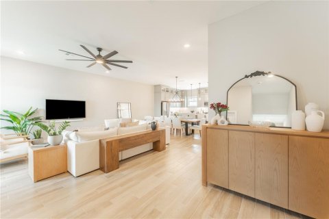 Adosado en venta en Tampa, Florida, 4 dormitorios, 265.05 m2 № 2272945 - foto 14