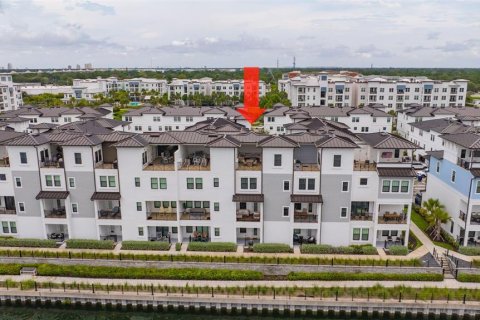 Adosado en venta en Tampa, Florida, 4 dormitorios, 265.05 m2 № 2272945 - foto 4
