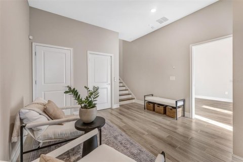Adosado en venta en Tampa, Florida, 4 dormitorios, 265.05 m2 № 2272945 - foto 8