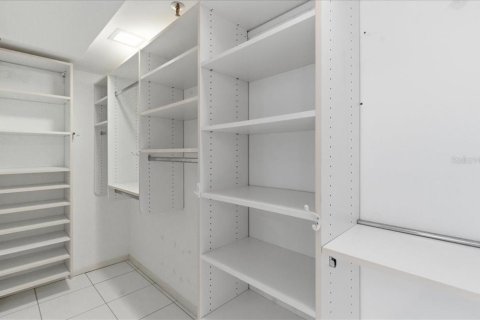 Condo in Longboat Key, Florida, 3 bedrooms № 2233525 - photo 29