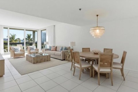 Condo in Longboat Key, Florida, 3 bedrooms № 2233525 - photo 16